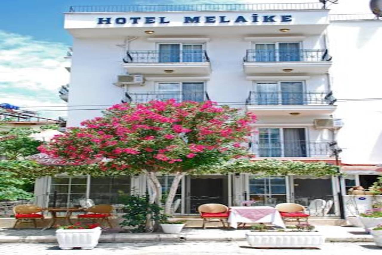 Melaike Hotel Foça Buitenkant foto