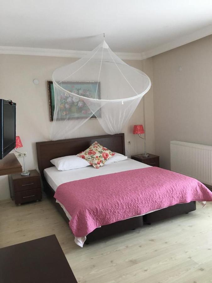 Melaike Hotel Foça Buitenkant foto